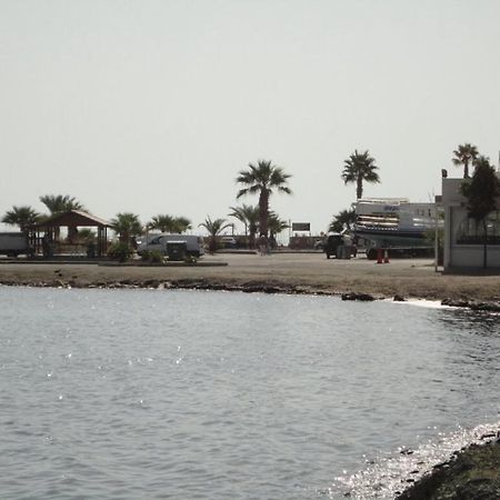 Apartments Mackenzie 1+1 Larnaca Exterior photo